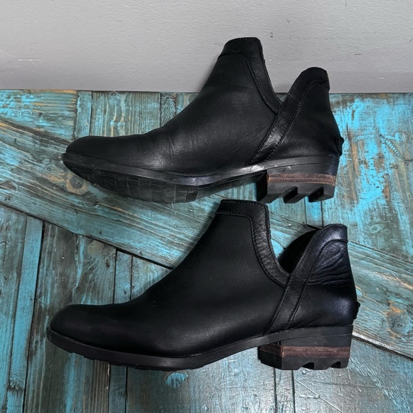 Sorel Lolla Cut-Out Leather Booties Black Size 8.5 - Picture 6 of 14